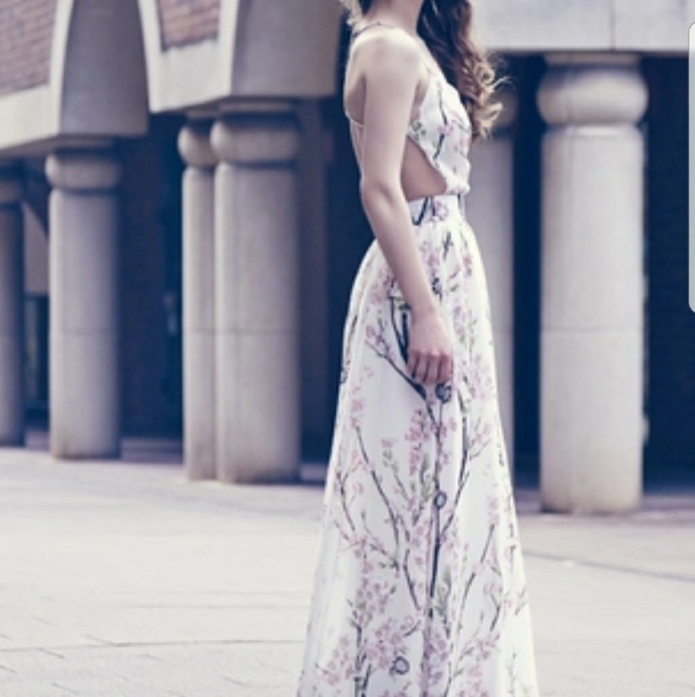 Summer dress - Picture 4 of 4
