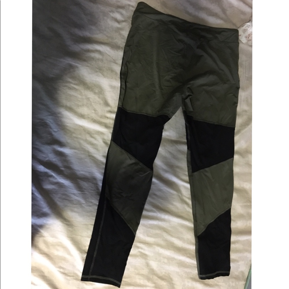 Green black Champion leggings