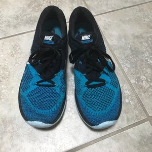 Nike flyknit lunar 3