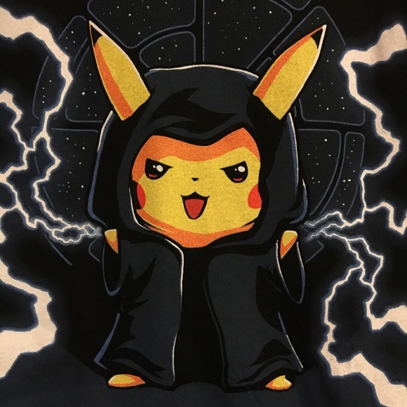 🌸 Pikachu Tee 🍥 - Picture 2 of 3