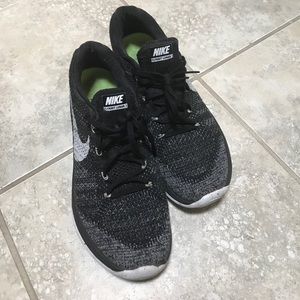 Nike flyknit lunar 3