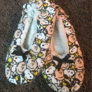 Peanuts slippers