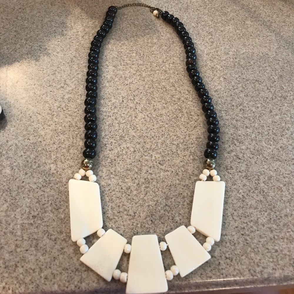 black and white chunky necklace