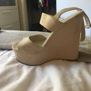 Nude Aldo wedges