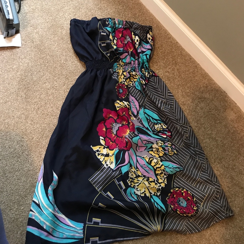 Strapless dress