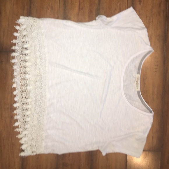 Kohls Rewind Cropped White Lace Trim Top - Picture 2 of 6