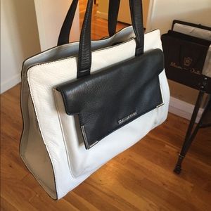 Handbag/roomy/summer-ing color