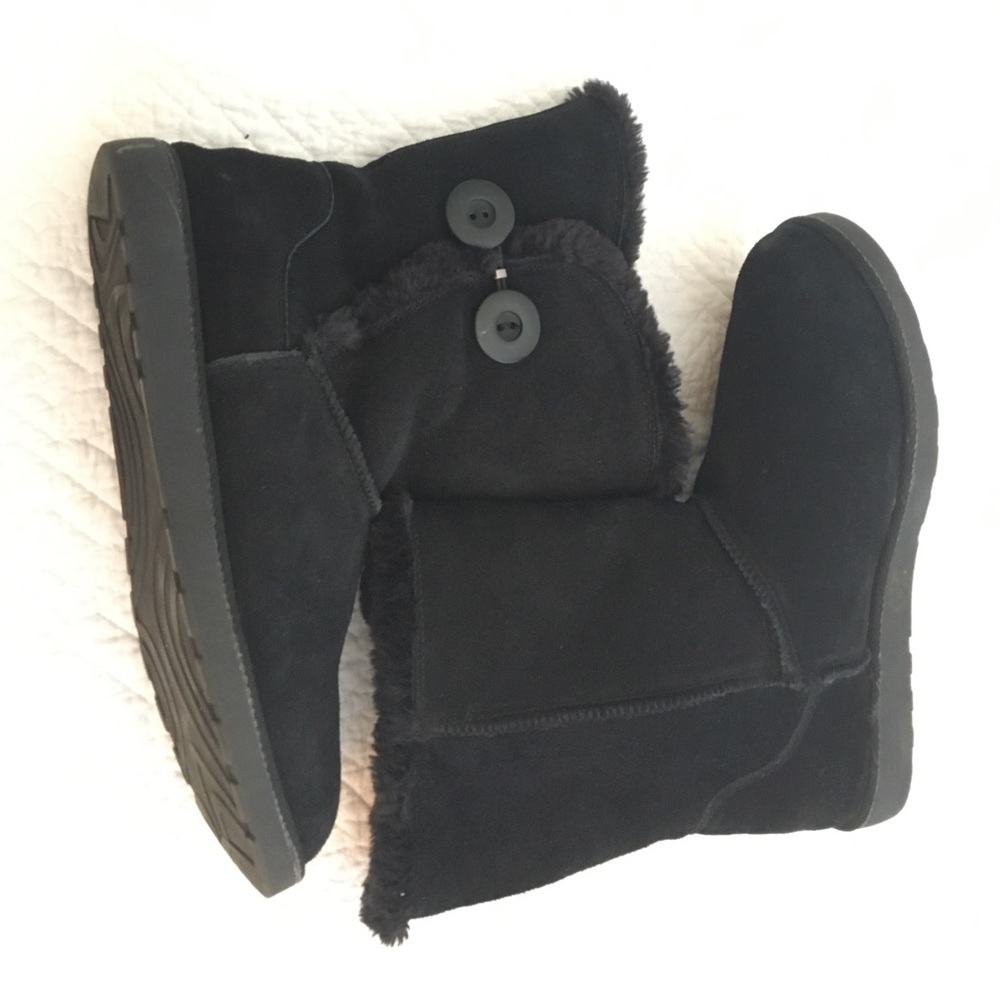 black boots