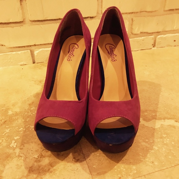 Candie's Stilettos - Picture 2 of 6