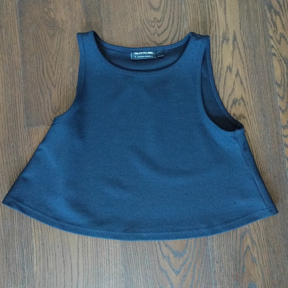 The Fifth Label swingy crop top
