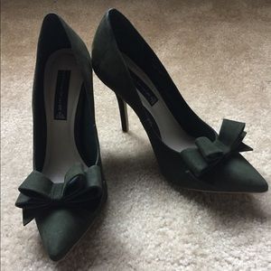 Steve Madden Ravesh Bow Heels Pumps 9.5