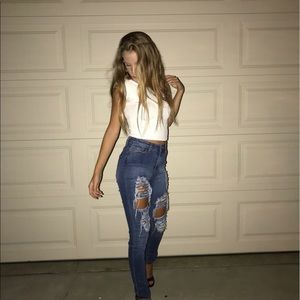 Meet your Posher, Alia