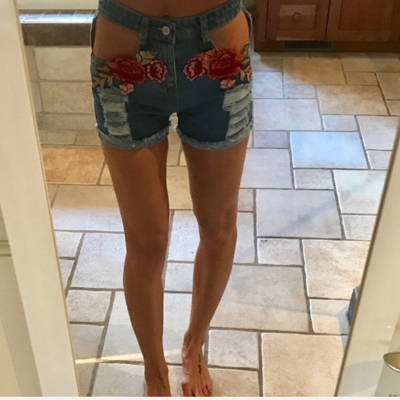 ❌SOLD❌ - Picture 2 of 5