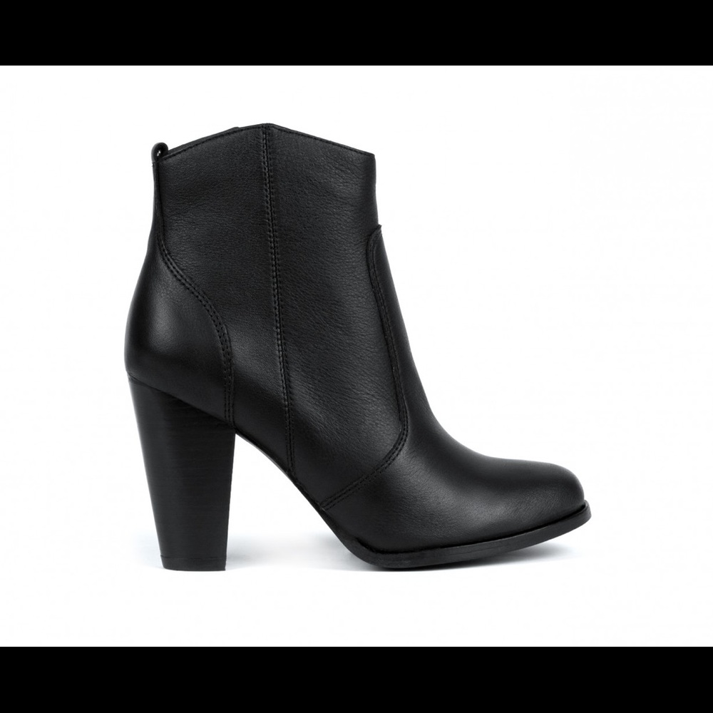 Joie Dalton Black Leather