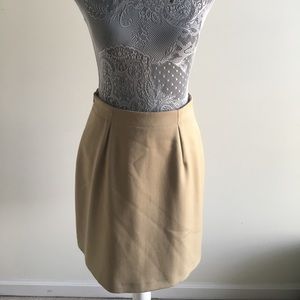 Les Copains tan skirt