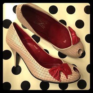 Jeffrey Campbell Retro Peep-toe Pumps