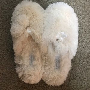 Jessica Simpson slippers