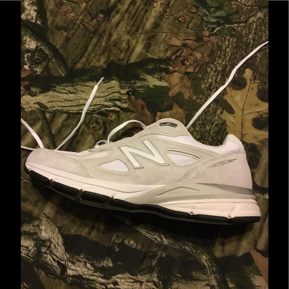 New Balance 990v4 (new without box)