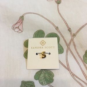 KENDRA SCOTT "S" CHARM