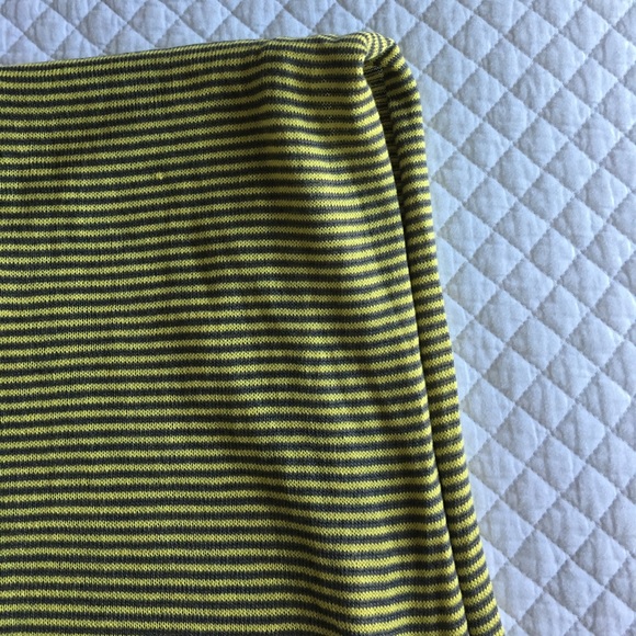 Gap lime green and gray striped scarf - Picture 2 of 2