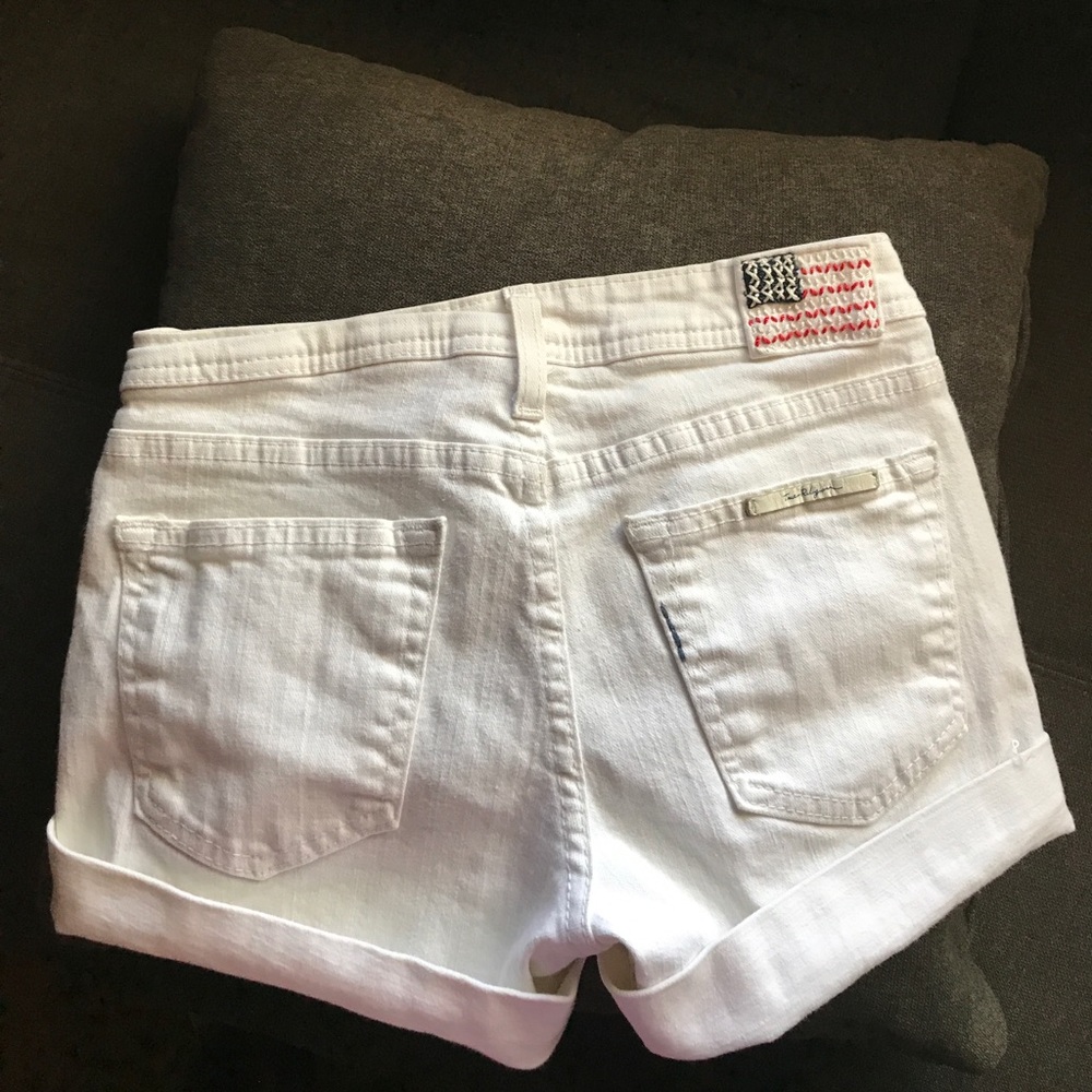 White Denim Shorts Size 24 - Picture 2 of 4