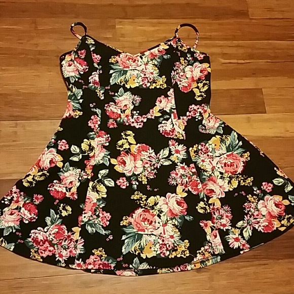 Ambiance Dresses & Skirts - Fabulous Black Floral Pattern Dress