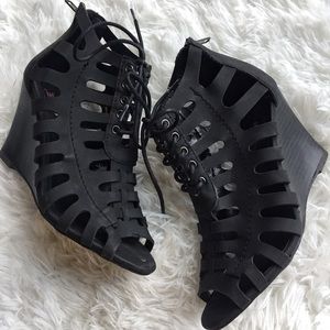 Just Fab Adorable Open Toe Wedge Heel