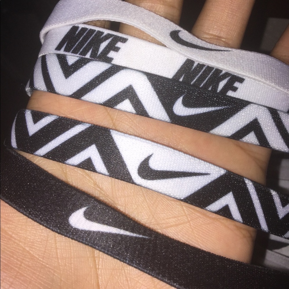 NIKE headbands:)