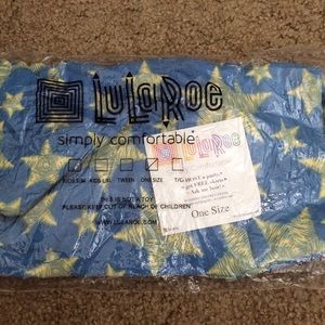 One size OS Lularoe star printed leggings NWT
