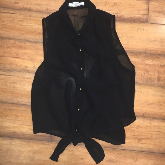 Black Sheer Button Up Sleeveless Top - Picture 2 of 4