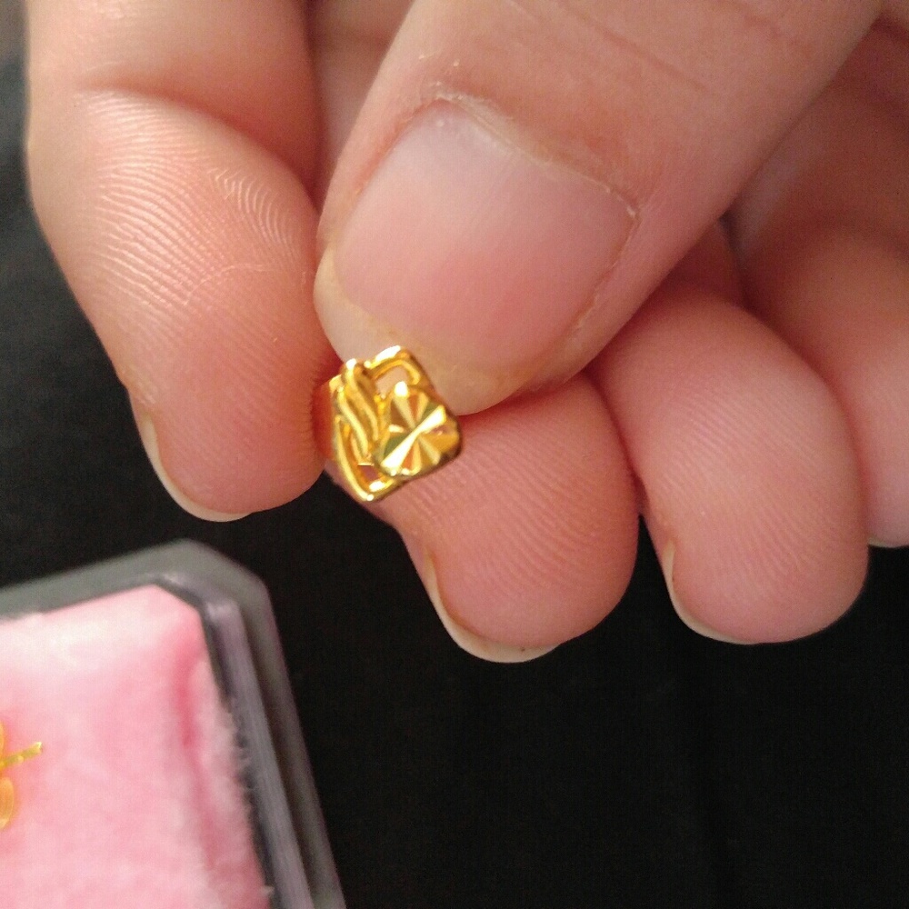 10k pure gold earrings saudi gold NWOT