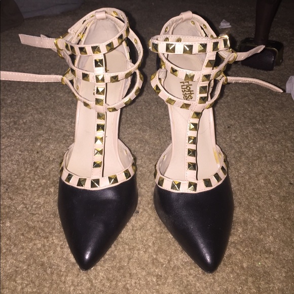 Charolette Russe Valentino look alike heels - Picture 1 of 3