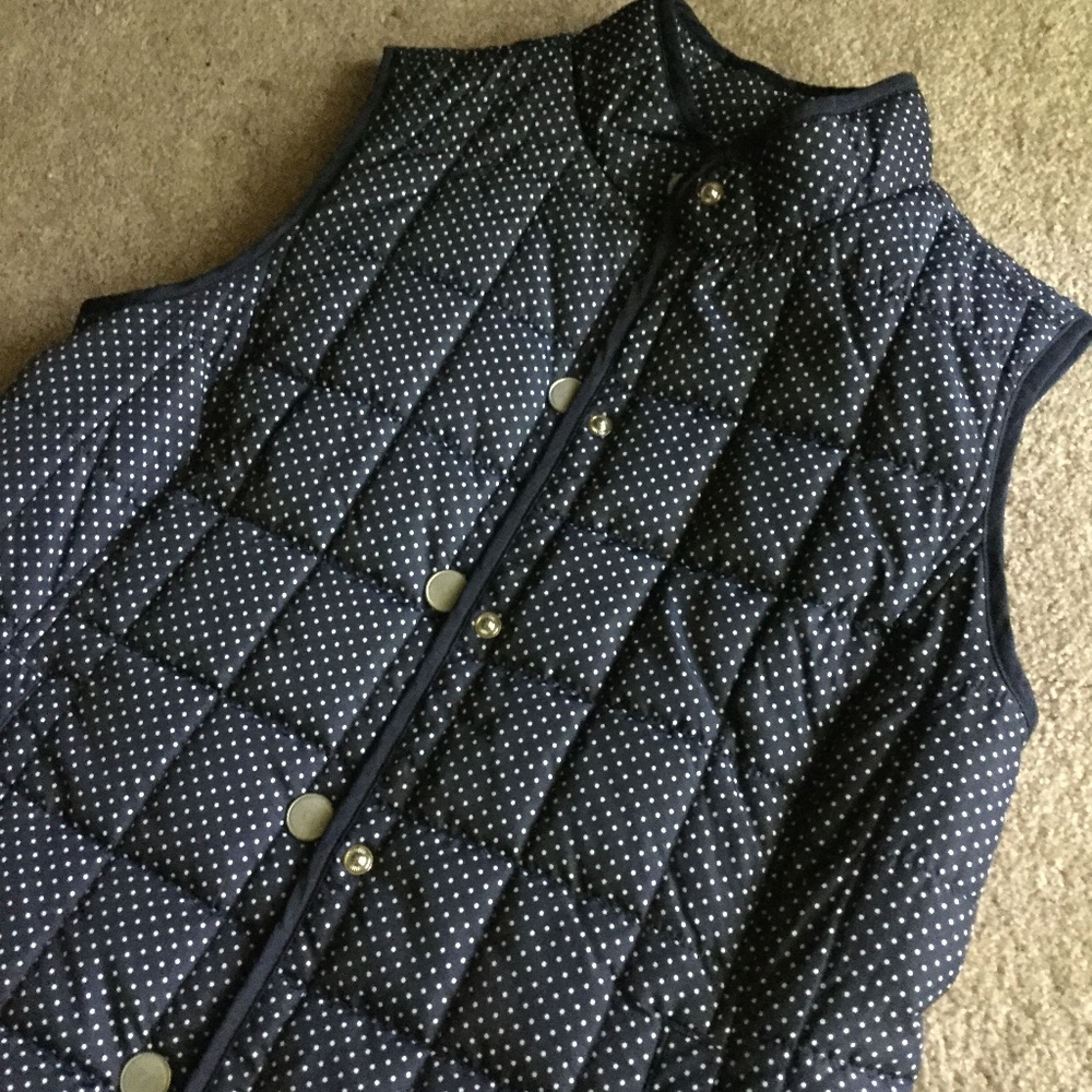Croft & Barrow XS Navy Blue Dot Vest!