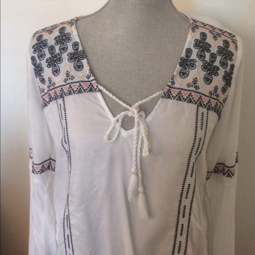 Abercrombie & Fitch White Summer Blouse
