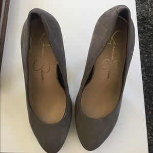 Jessica Simpson grey suede pumps