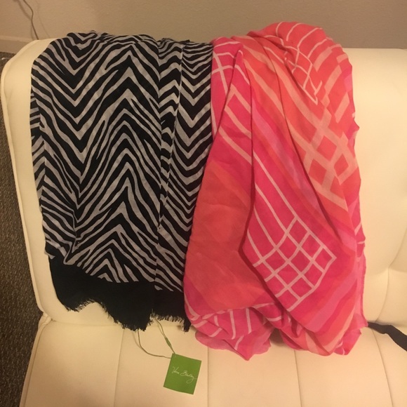 Vera Bradley scarfs - Picture 4 of 4