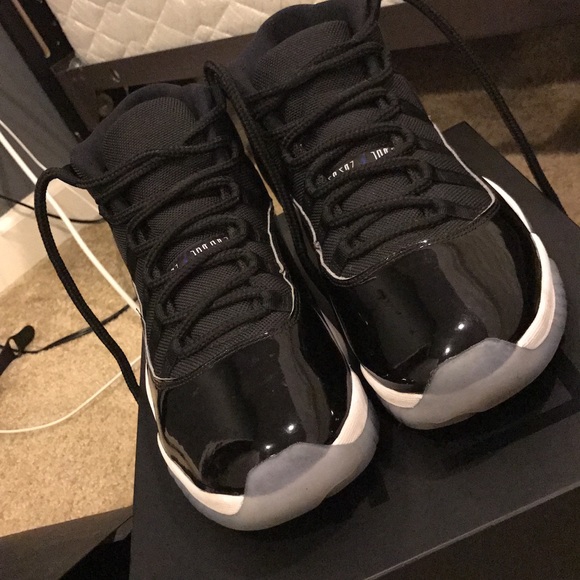 Space Jams 11s main image 5