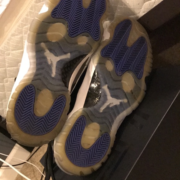 Space Jams 11s main image 4