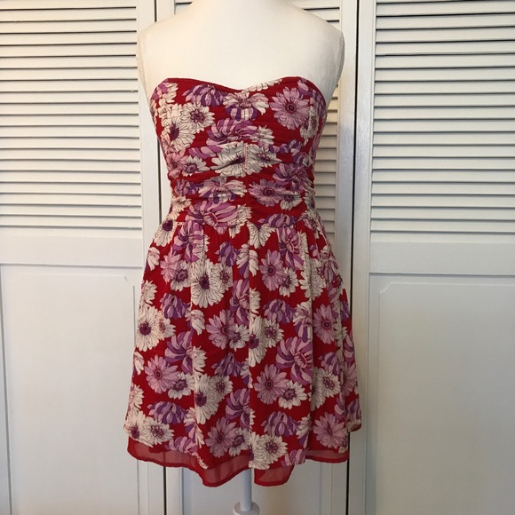 Forever 21 Dresses & Skirts - 🎈SALE 🎈Floral Pattern Summer Dress