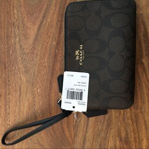NWT Coach signature double zip wristlet
