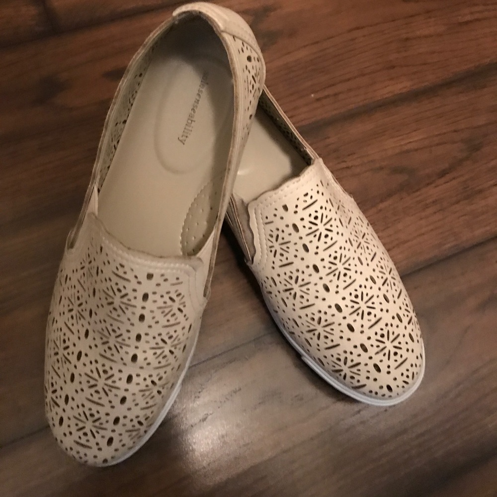 Cream Slip-on Shoes