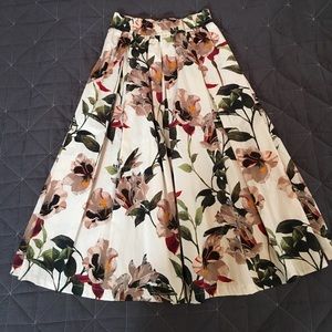 NWT Zara Midi Skirt, Floral