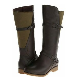 Waterproof leather TEVA boots