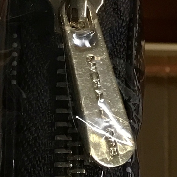 Micheal Kors Bronze/Brown Wristlet - Picture 4 of 5