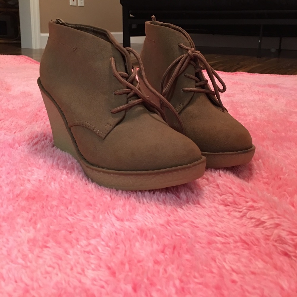 Old Navy Wedges