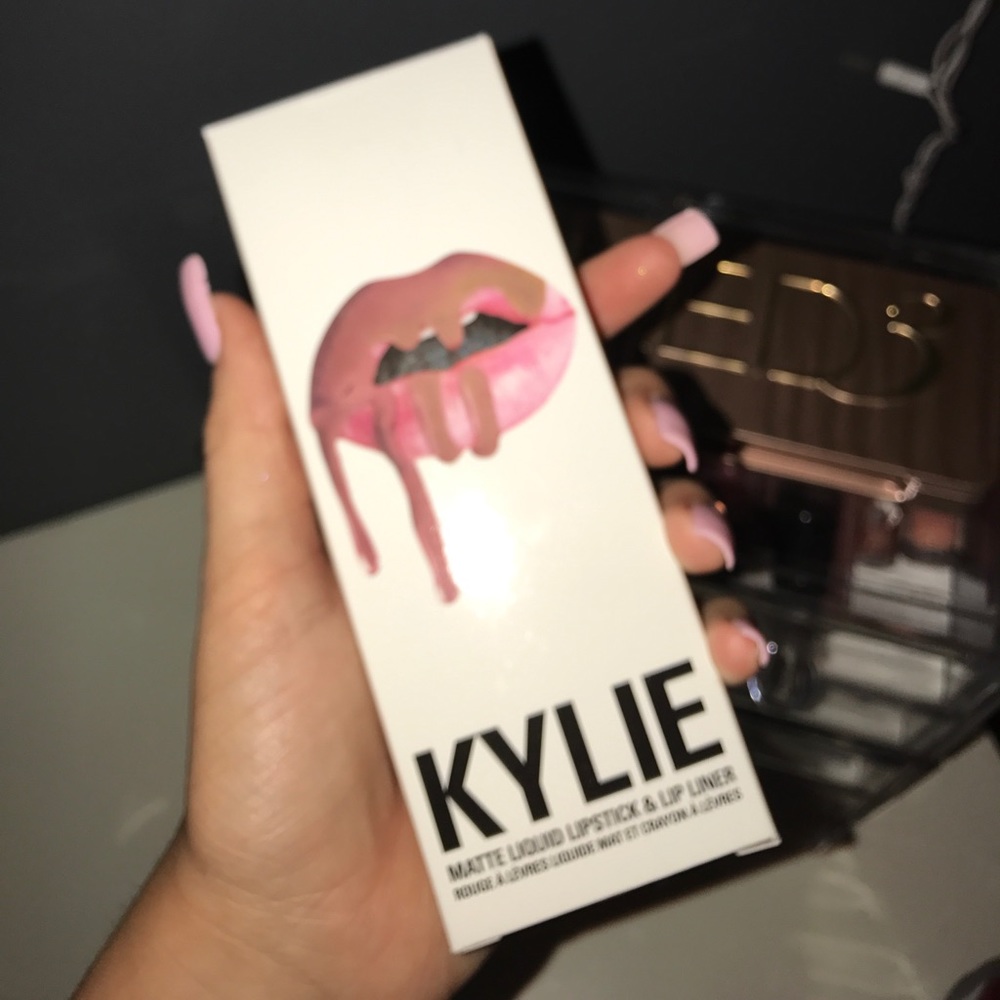 Kylie Cosmetics LipKit in "Candy K"