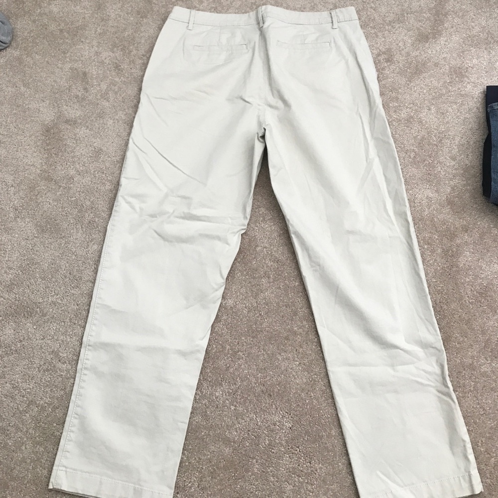 Capri size 12 - Picture 2 of 4