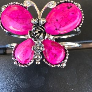 Butterfly cuff