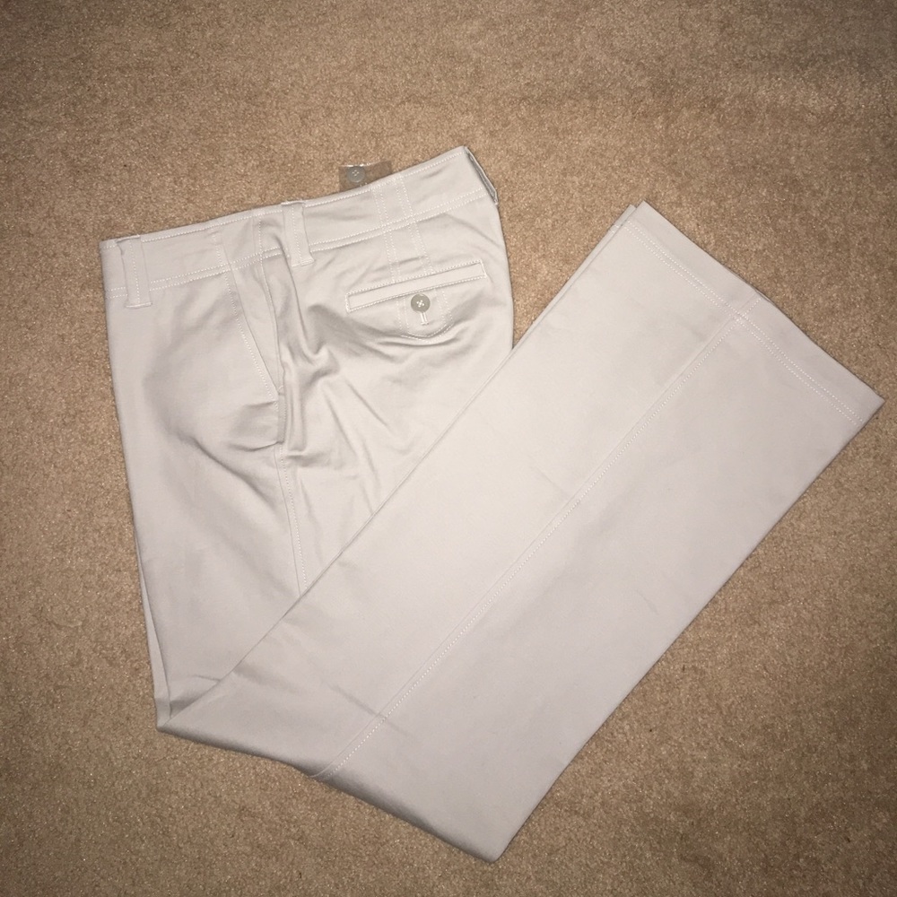 ✨NEW✨Eddie Bauer Tan Slacks