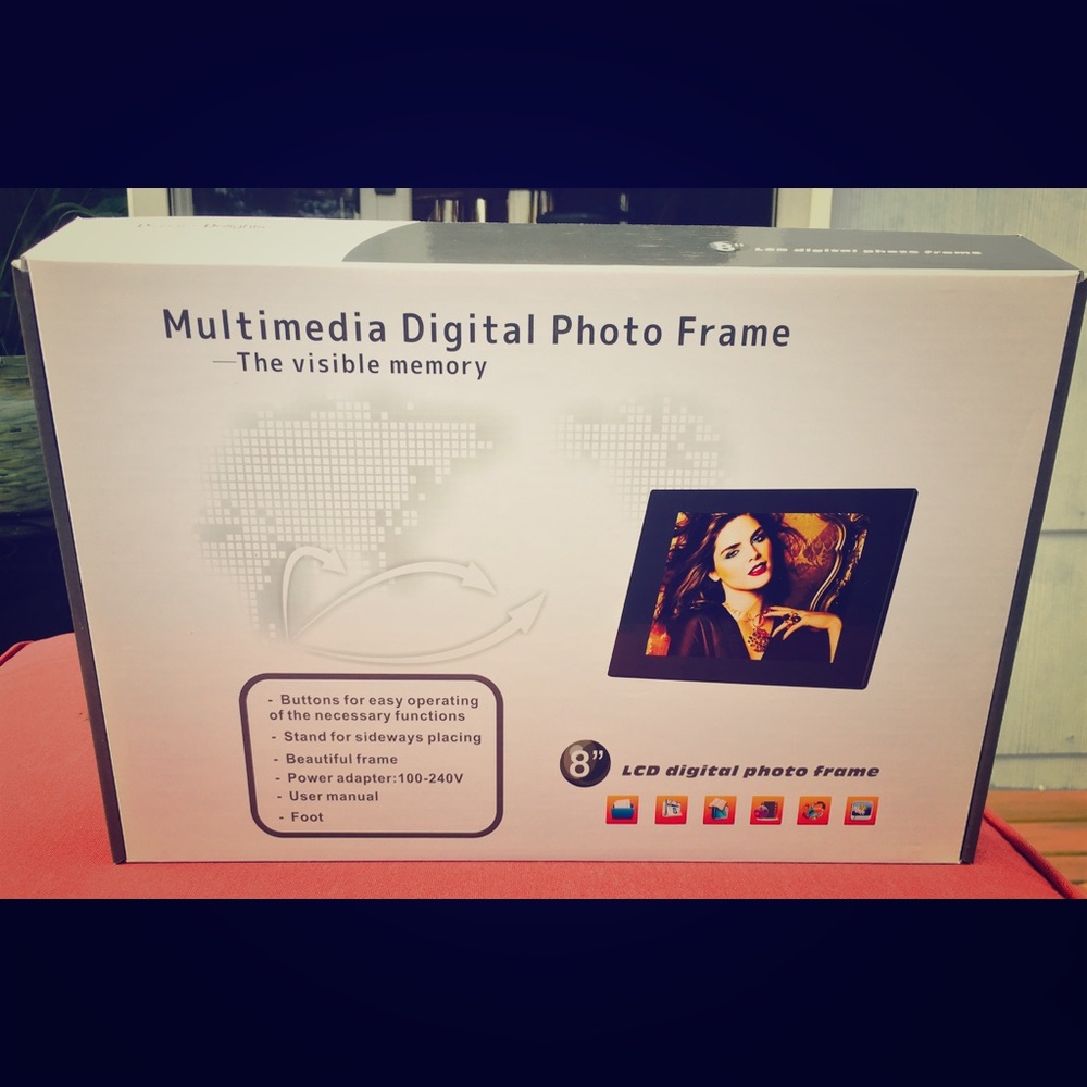 8" Multimedia Digital Picture Frame